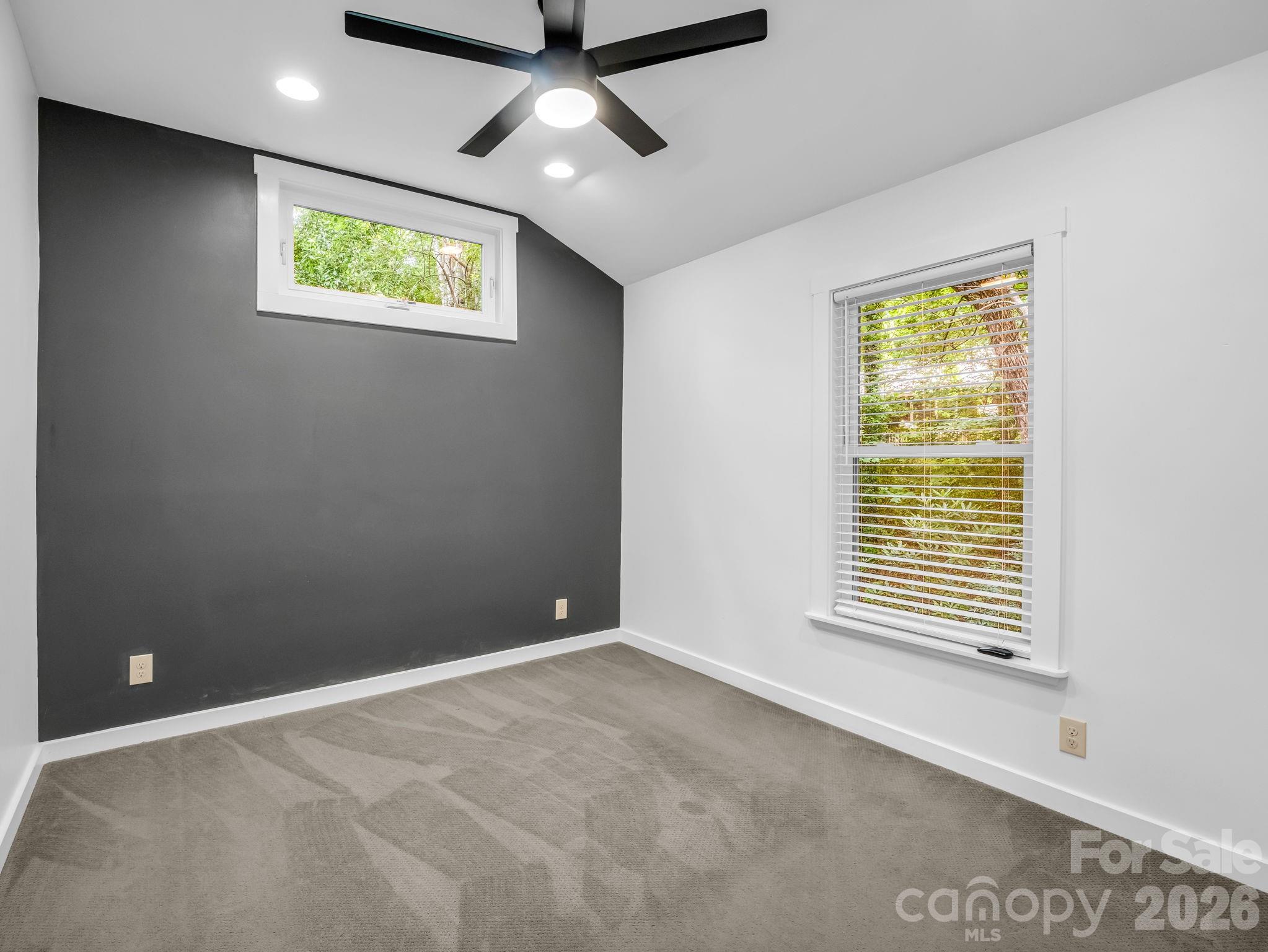 701 Azalea Avenue Property Photo 24