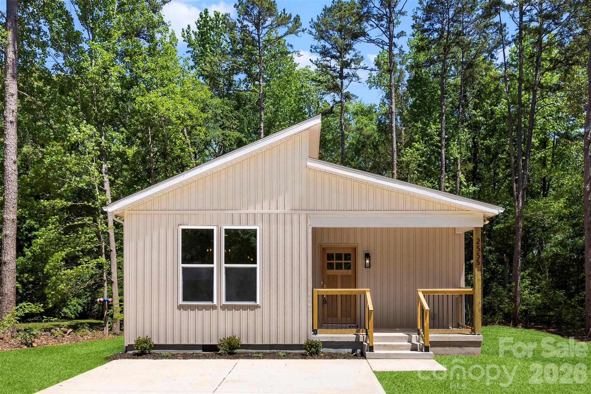 2555 Winfield Street Property Photo 1