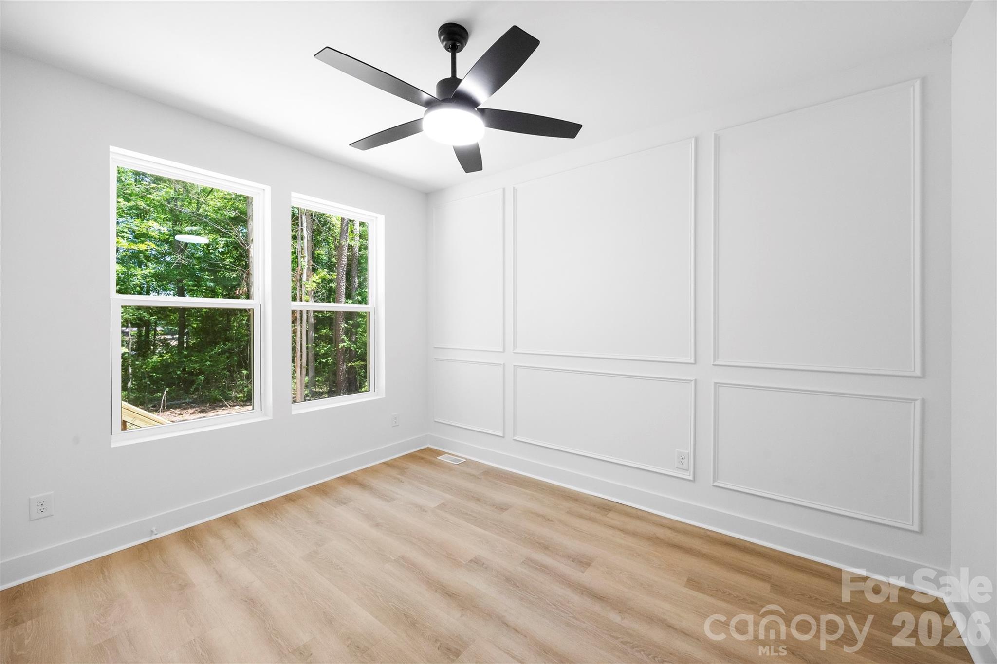 2555 Winfield Street Property Photo 19