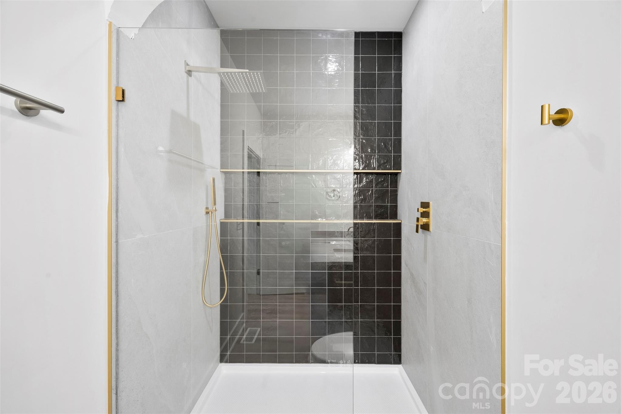 2555 Winfield Street Property Photo 22