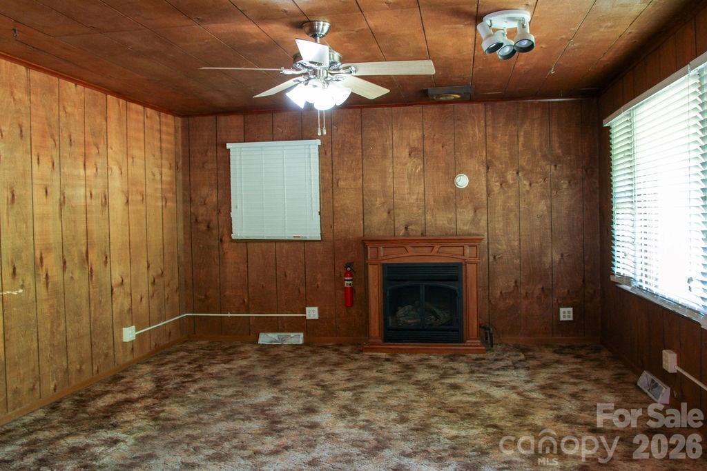 905 S 10th Street Property Photo 5