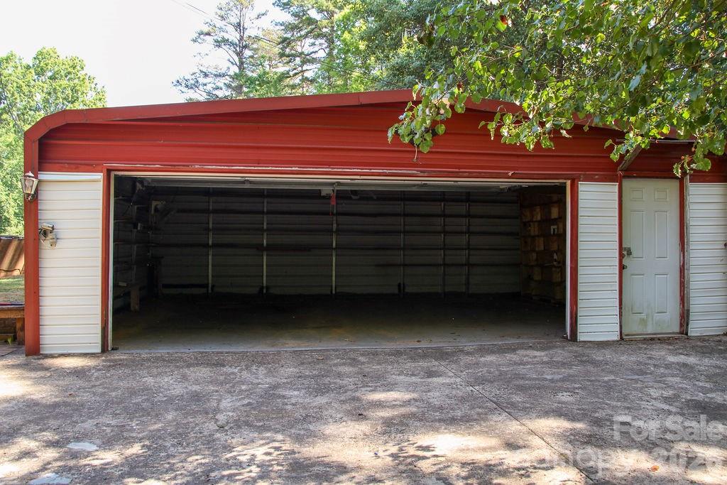 905 S 10th Street Property Photo 11