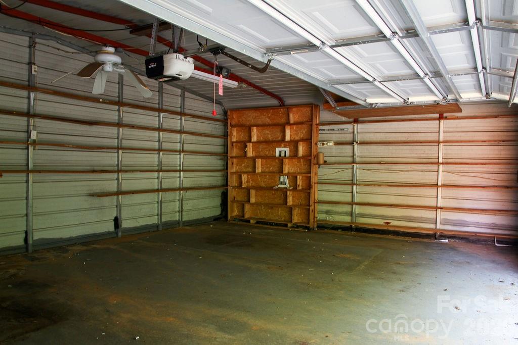 905 S 10th Street Property Photo 16