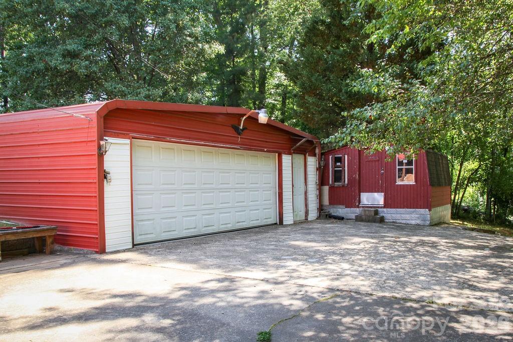905 S 10th Street Property Photo 18