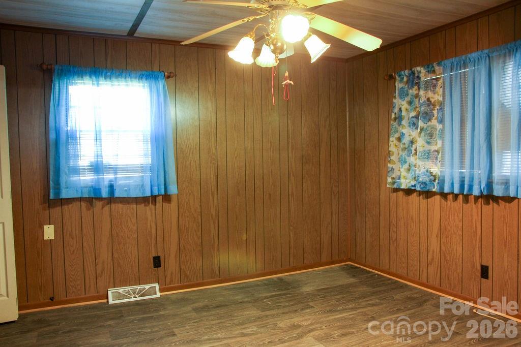 905 S 10th Street Property Photo 26