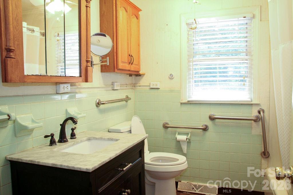 905 S 10th Street Property Photo 27