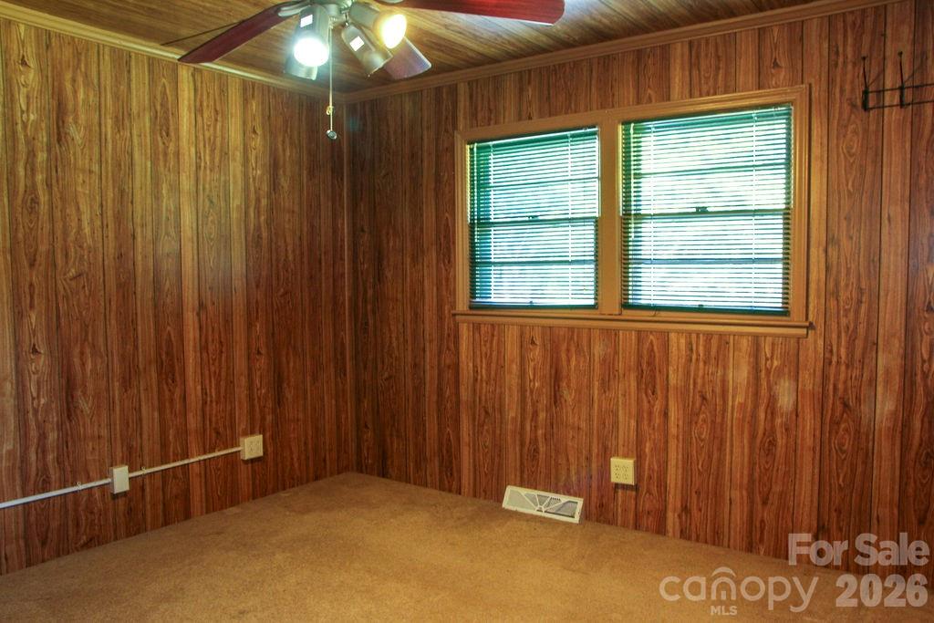 905 S 10th Street Property Photo 31