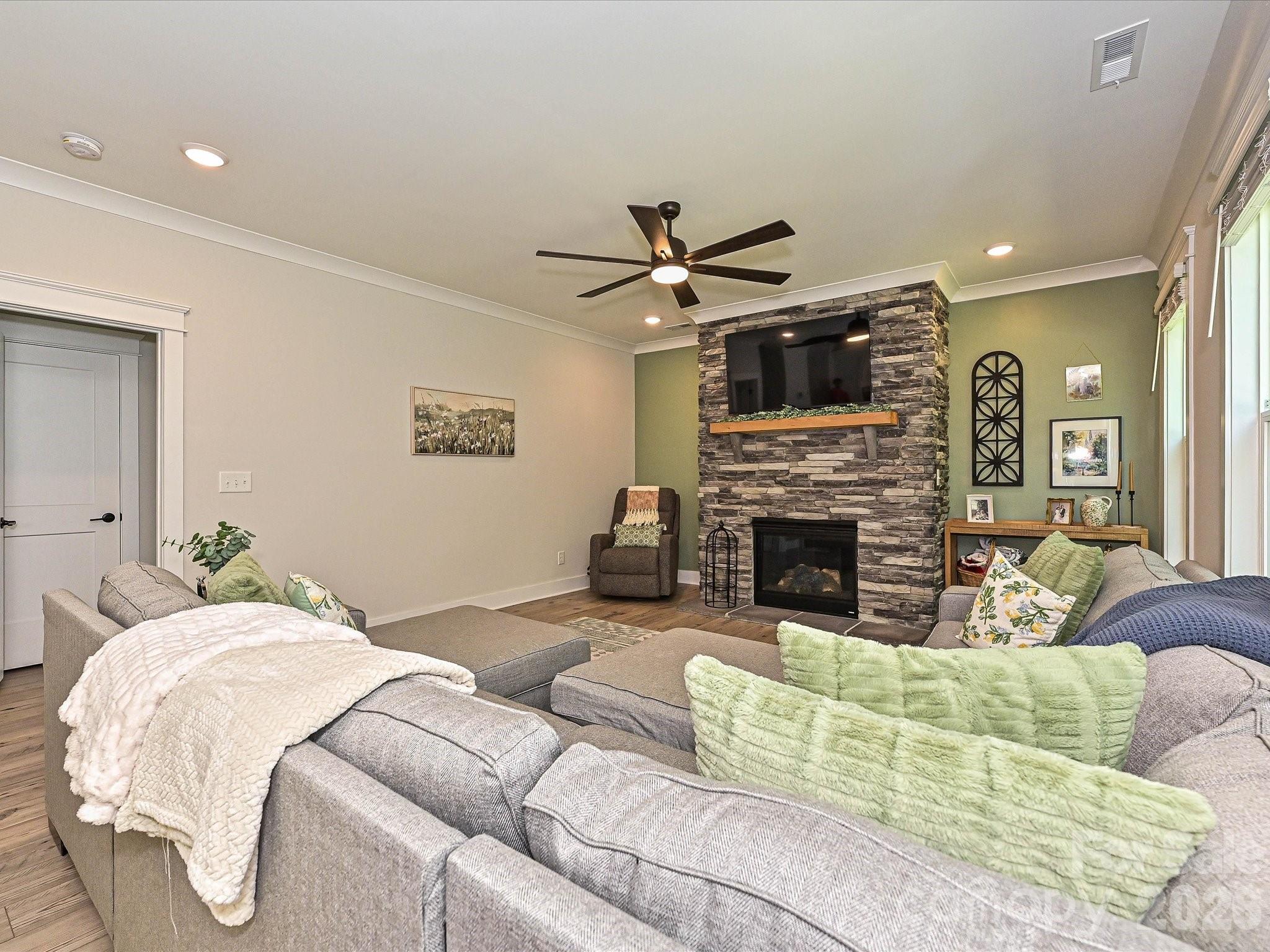 13215 Fiore Place Property Photo 4