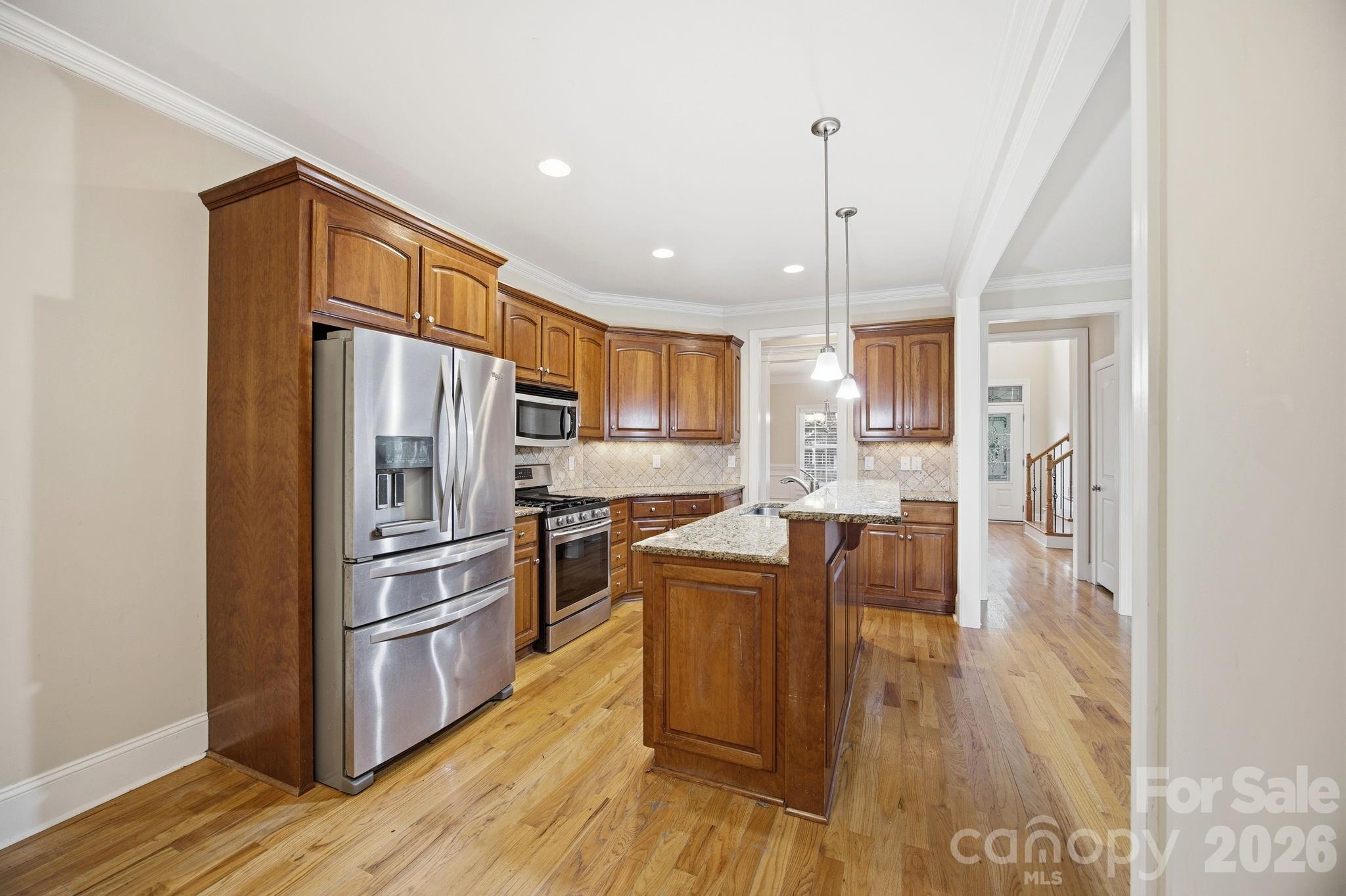 3210 Kelsey Plaza Property Photo 8