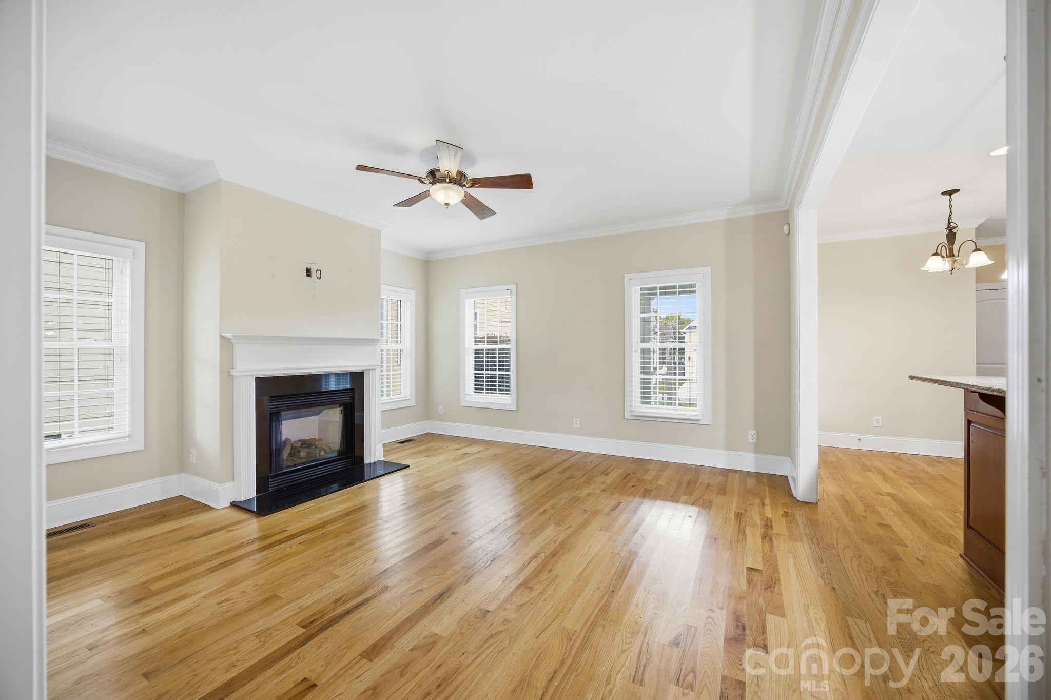 3210 Kelsey Plaza Property Photo 12