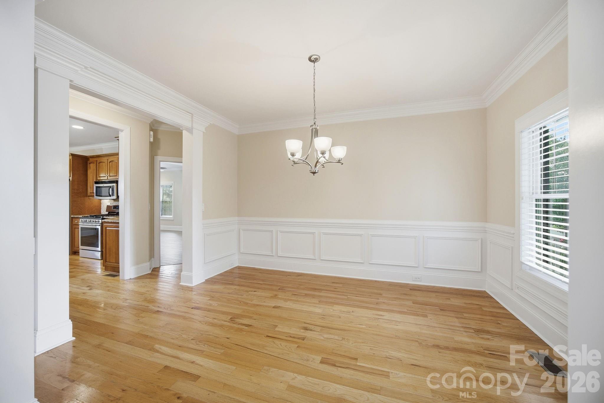 3210 Kelsey Plaza Property Photo 14
