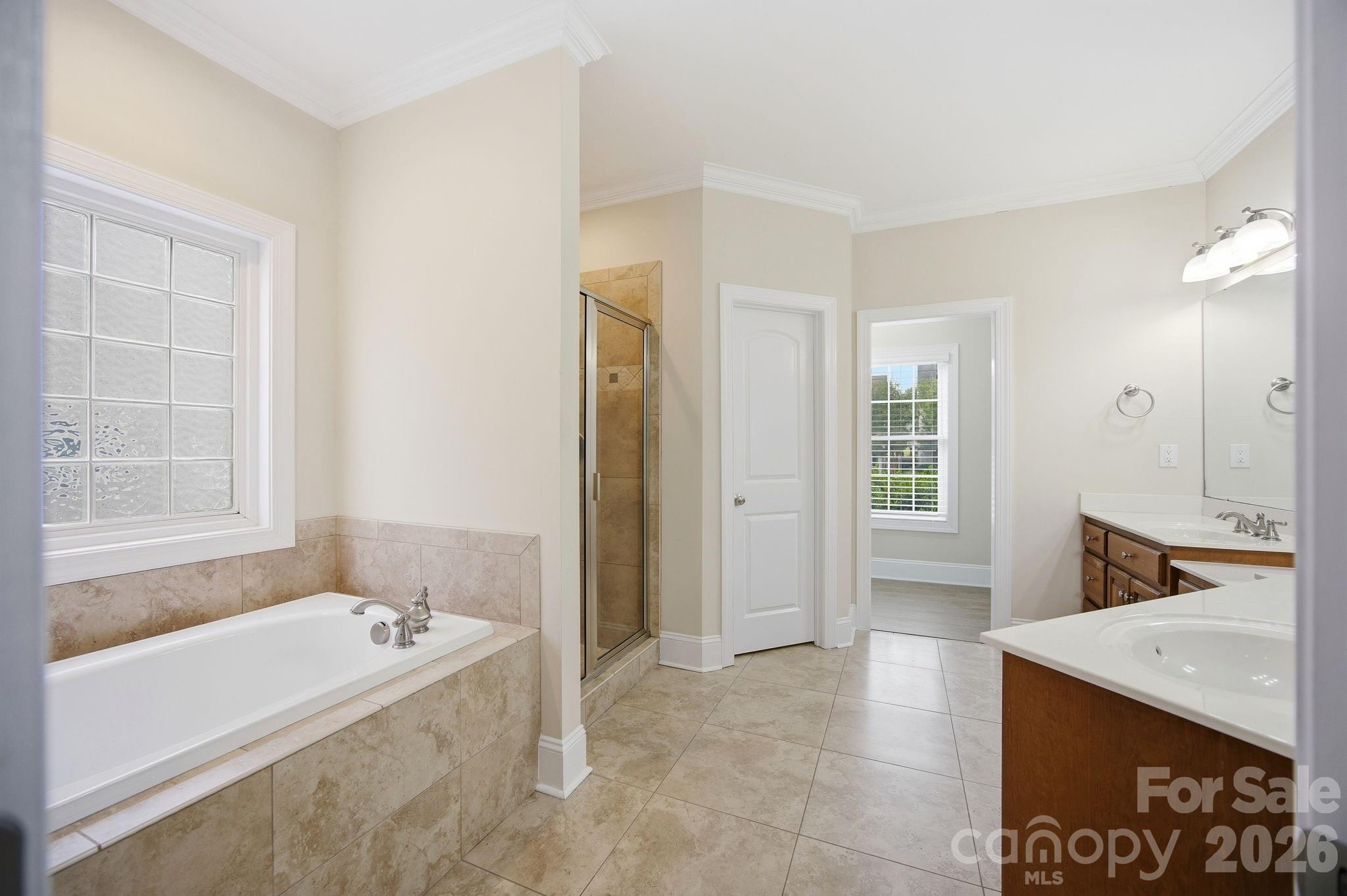 3210 Kelsey Plaza Property Photo 26
