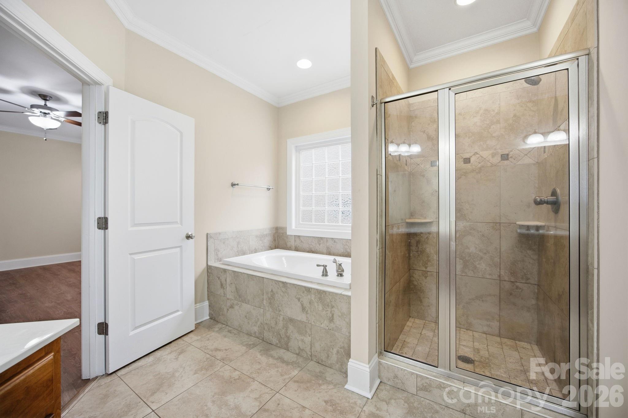 3210 Kelsey Plaza Property Photo 28