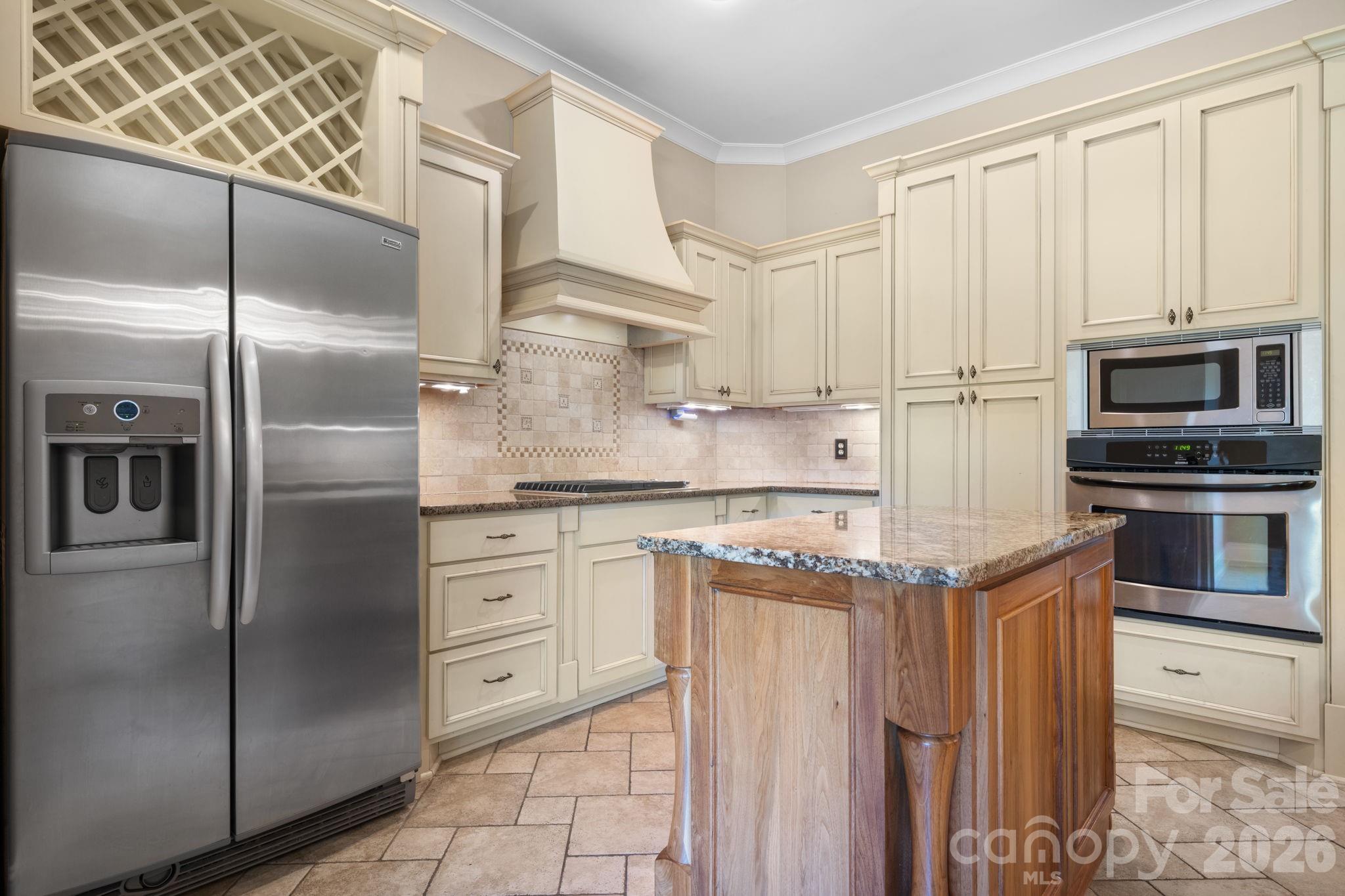 1055 Catawba Greens Drive Property Photo 15