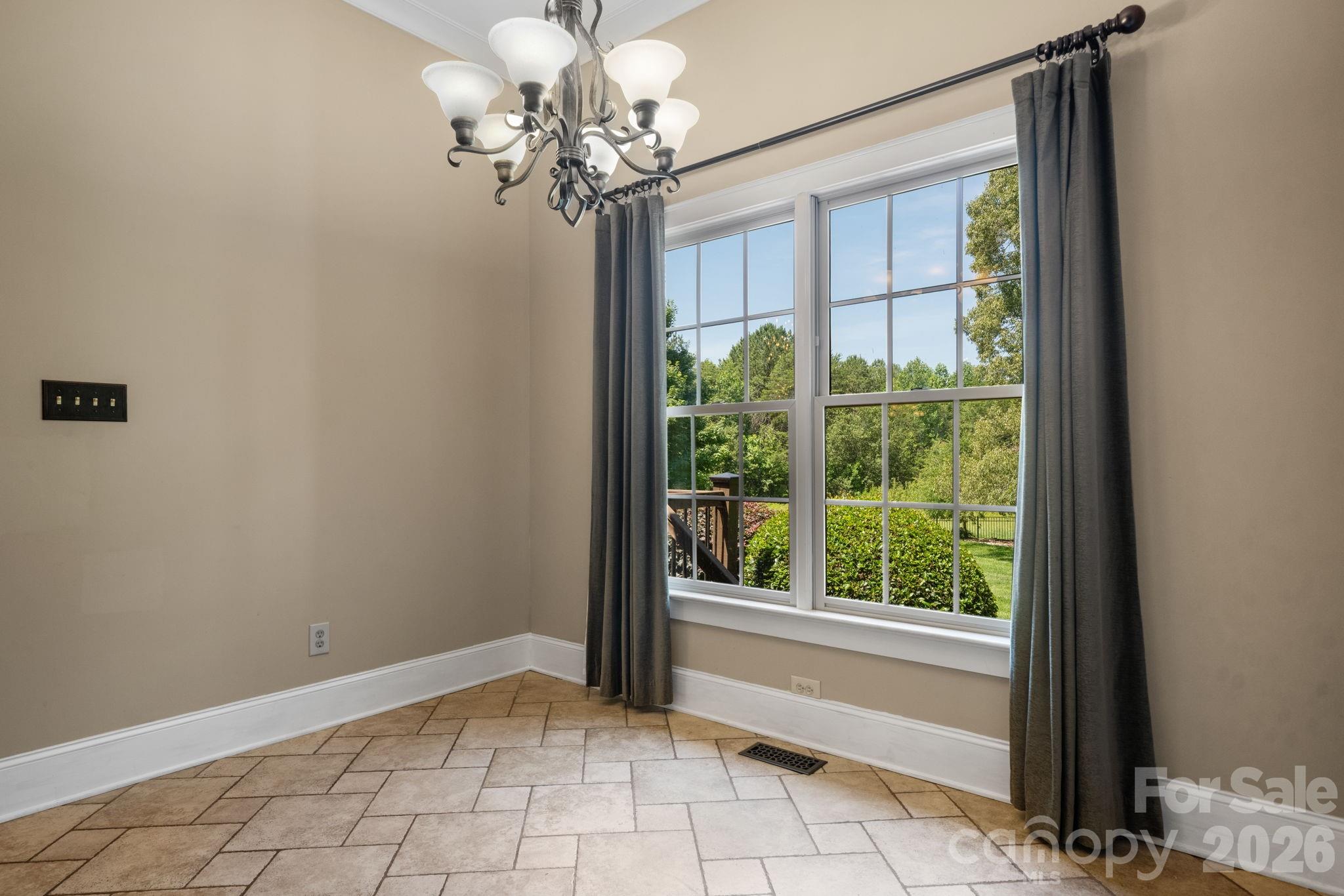 1055 Catawba Greens Drive Property Photo 17