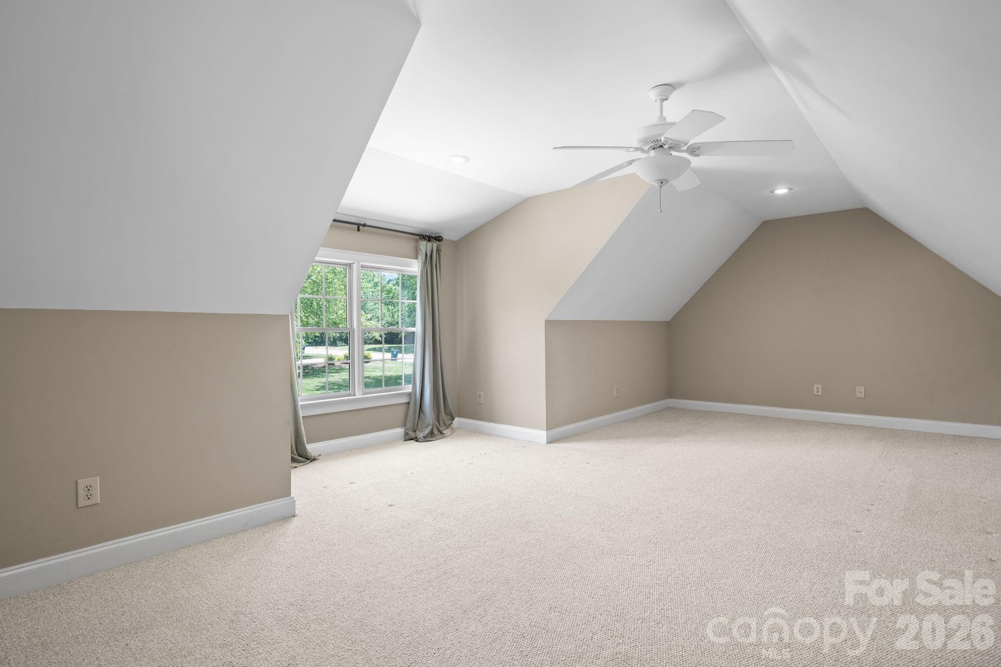 1055 Catawba Greens Drive Property Photo 32