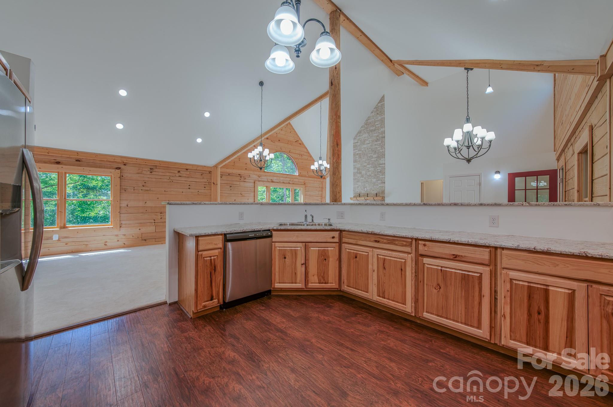 231 Blue Bird Road Property Photo 9