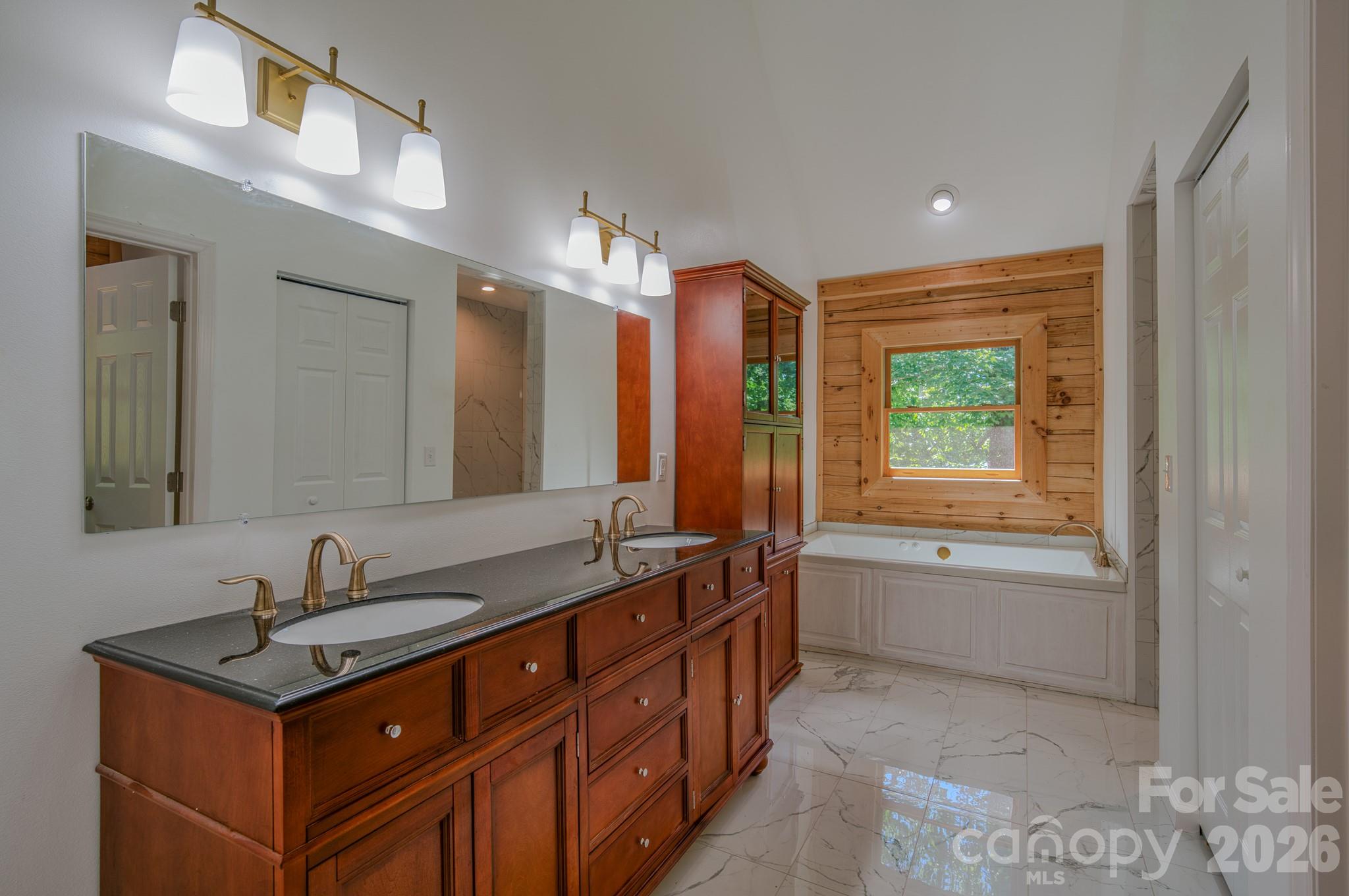 231 Blue Bird Road Property Photo 16