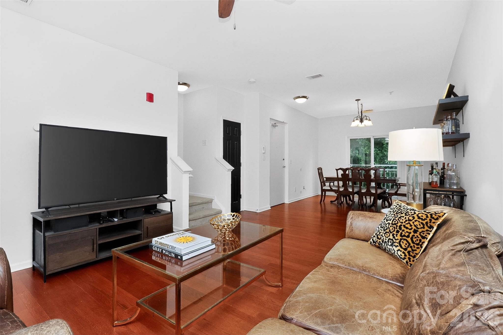 3909 Picasso Court Property Photo 10