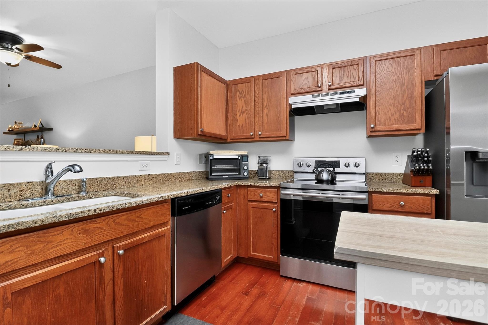 3909 Picasso Court Property Photo 14
