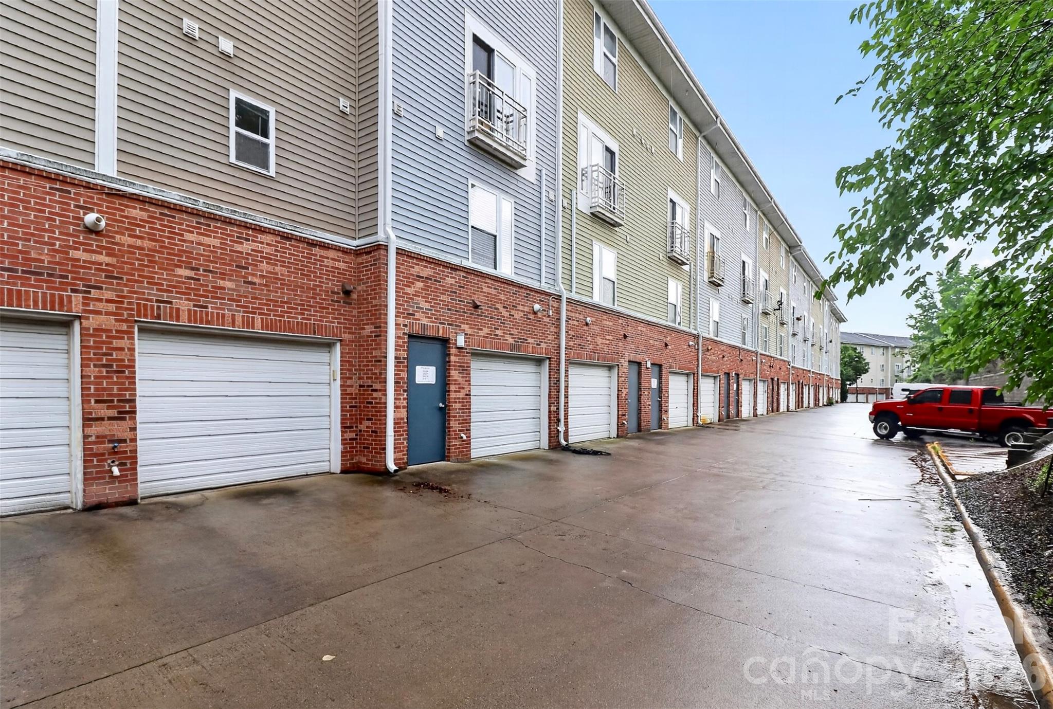 3909 Picasso Court Property Photo 28