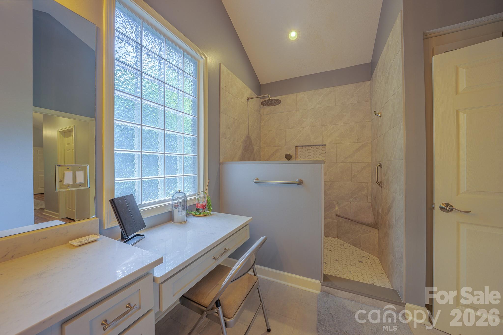 329 Mountain Crest Drive Property Photo 21