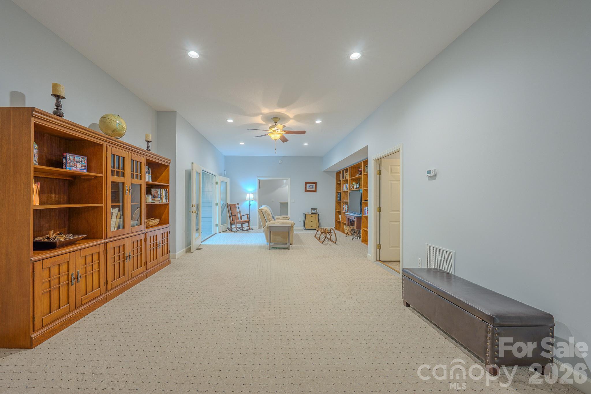329 Mountain Crest Drive Property Photo 25