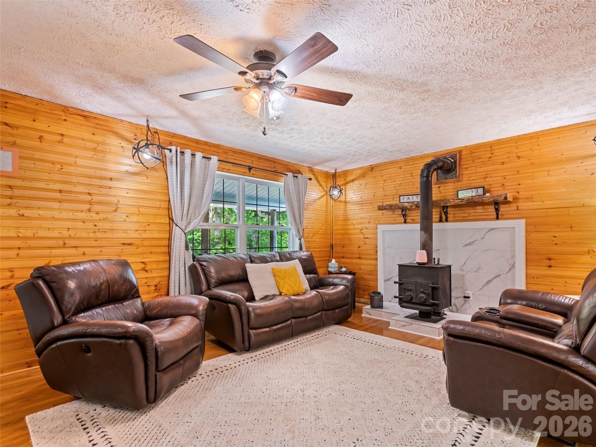 222 Thistle Ridge Property Photo 10