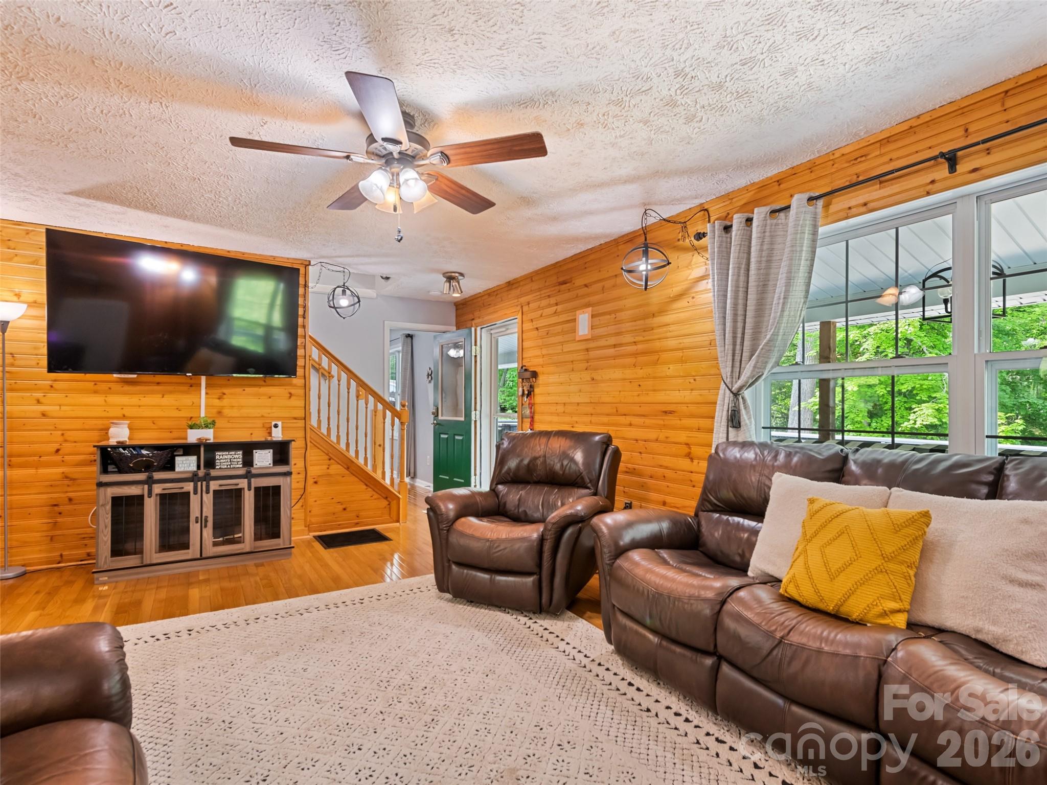 222 Thistle Ridge Property Photo 12