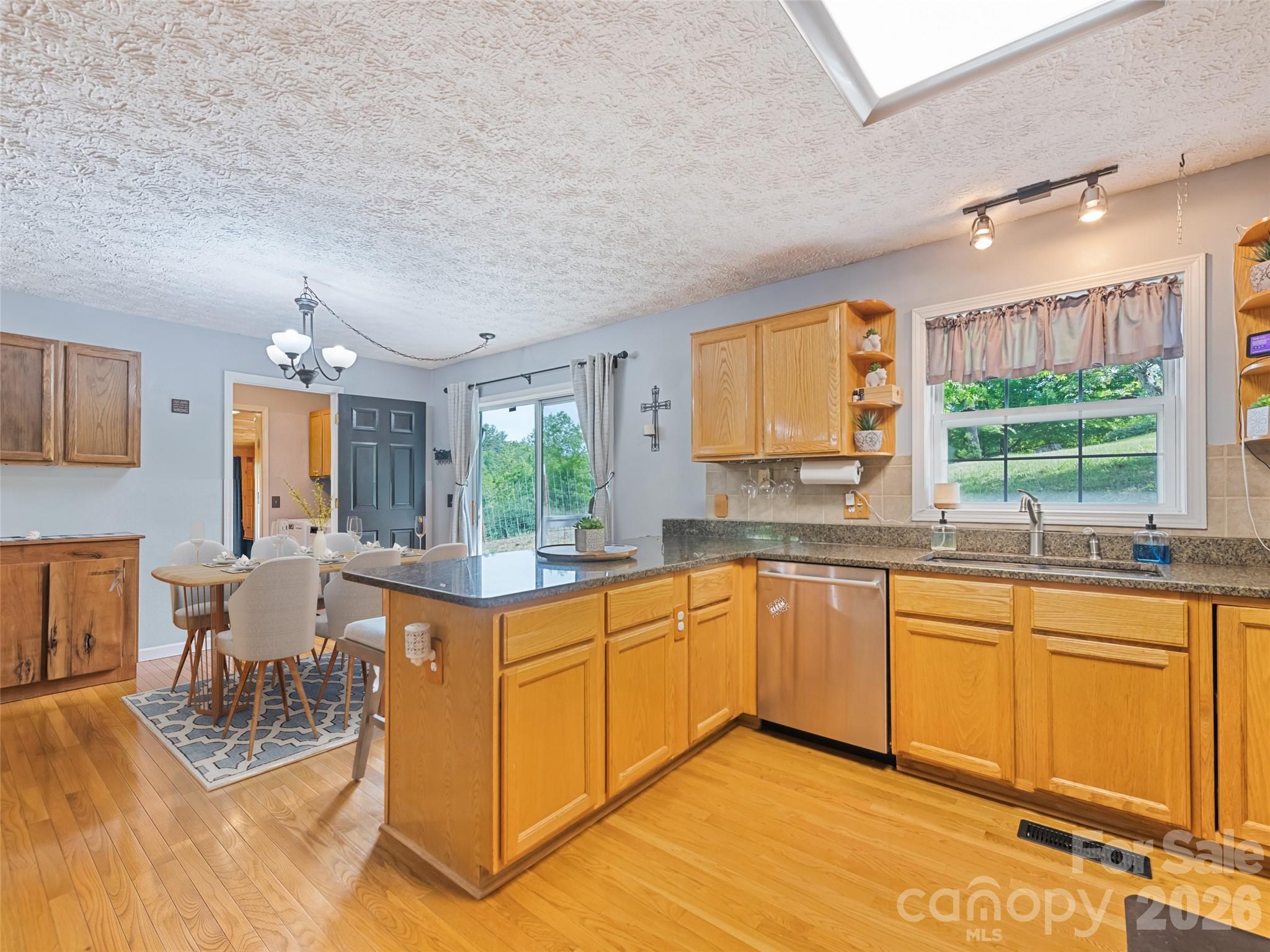 222 Thistle Ridge Property Photo 16