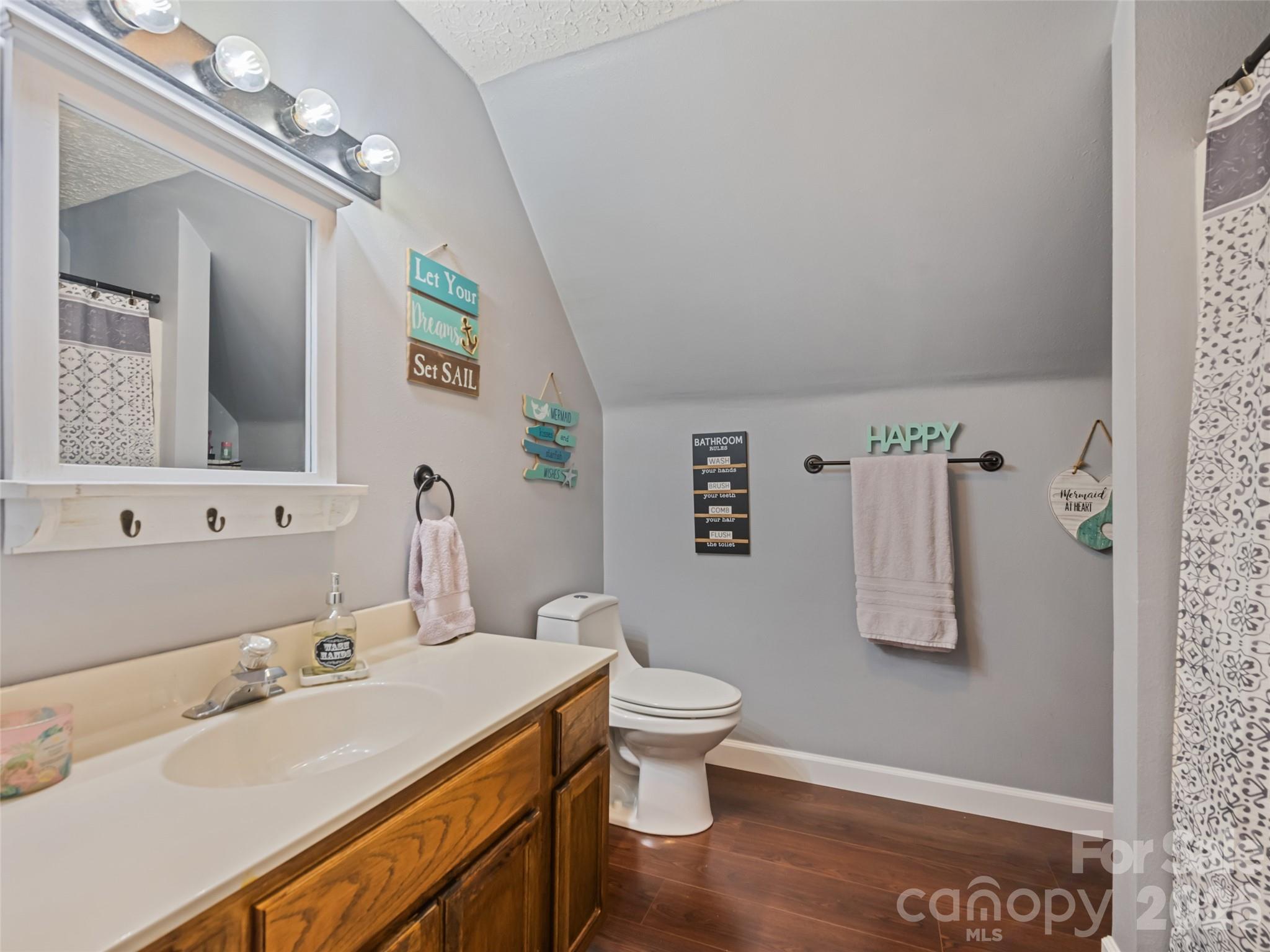 222 Thistle Ridge Property Photo 29