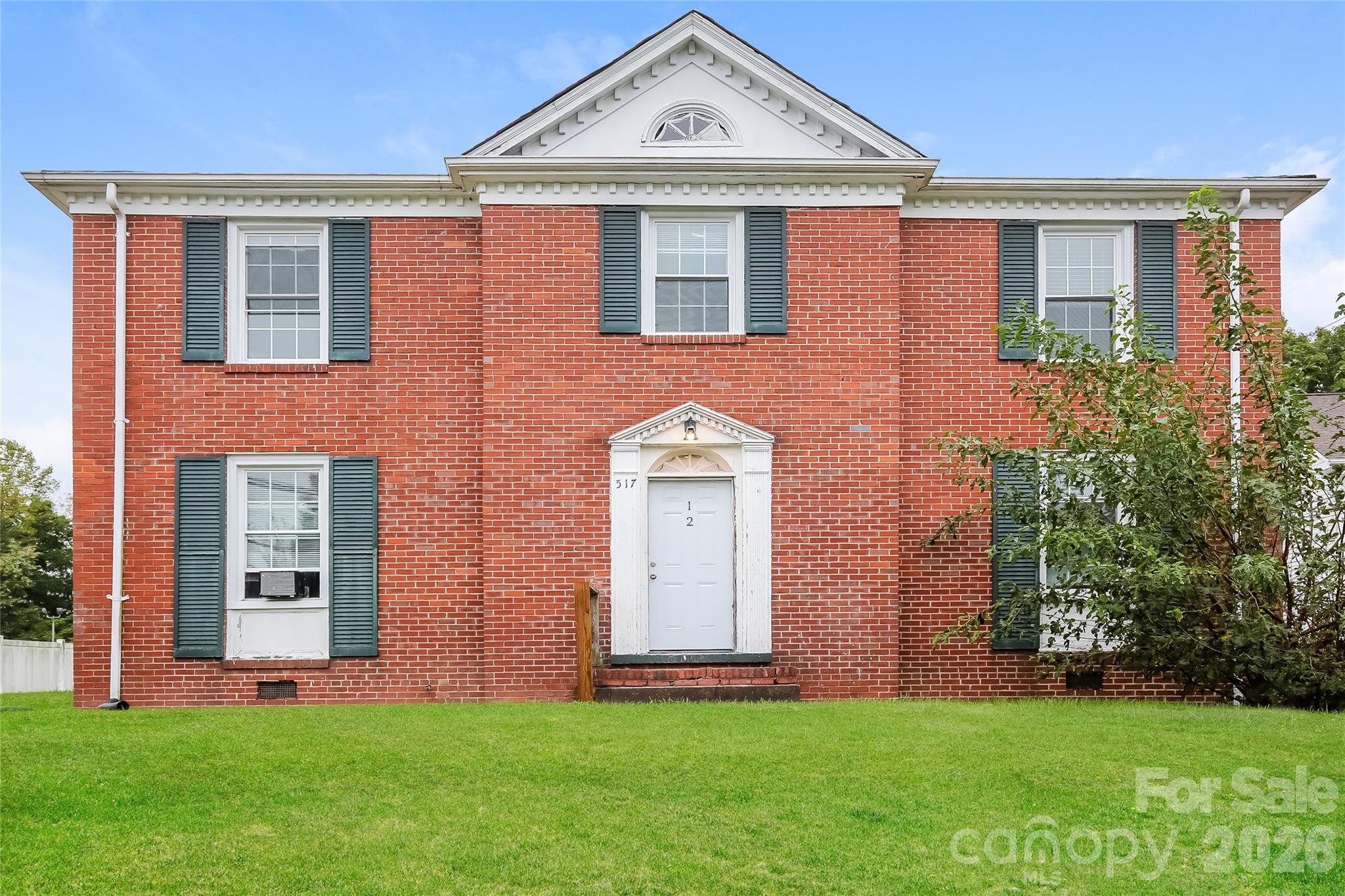 517 Willow Street Property Photo 1