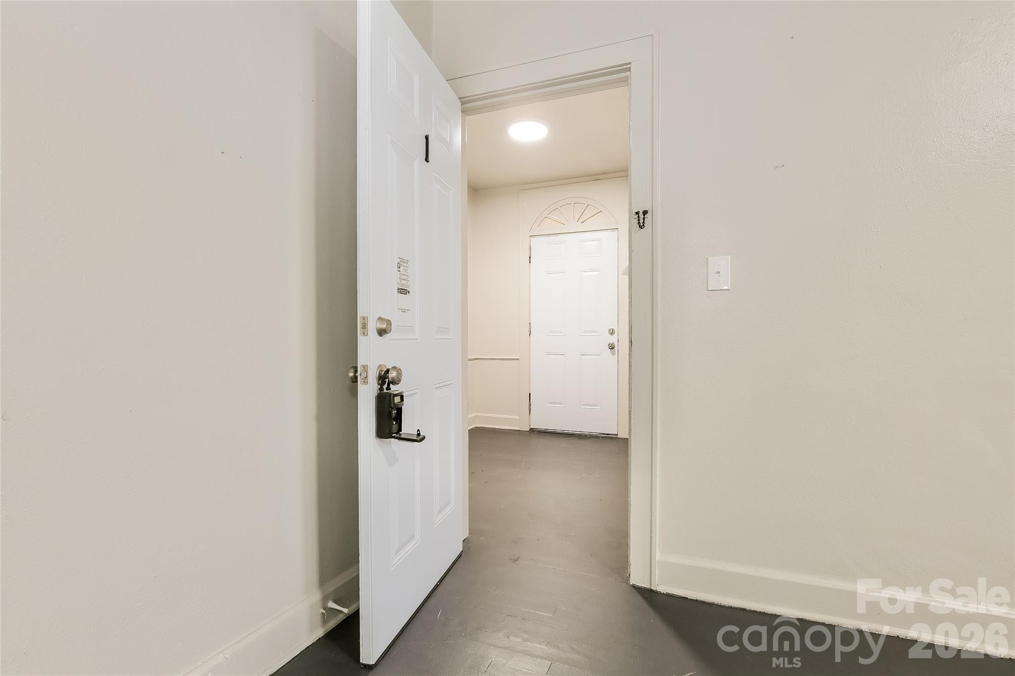 517 Willow Street Property Photo 3