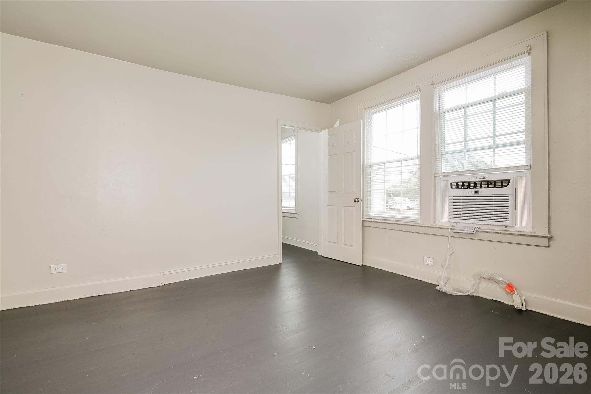 517 Willow Street Property Photo 8