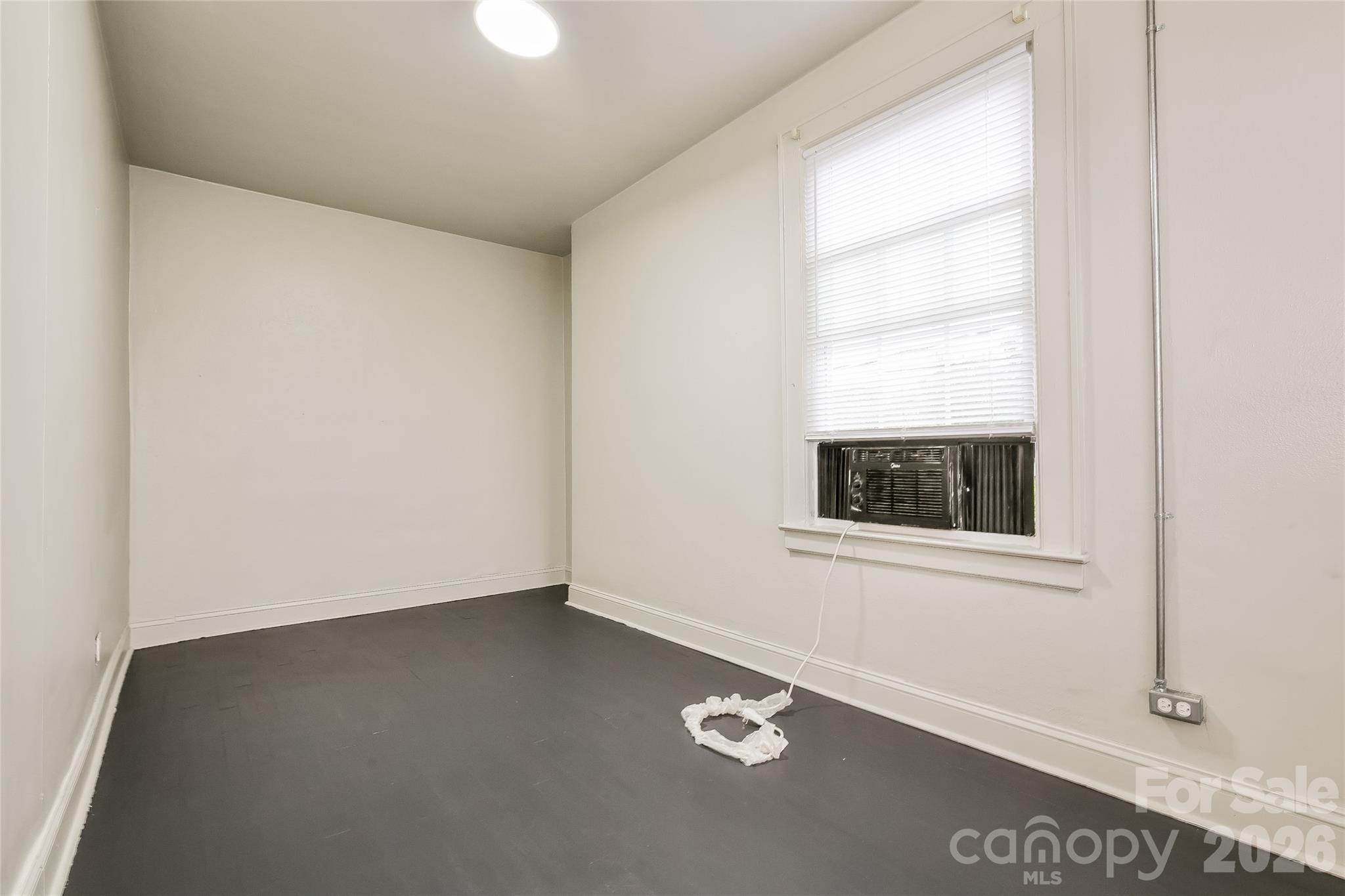 517 Willow Street Property Photo 13
