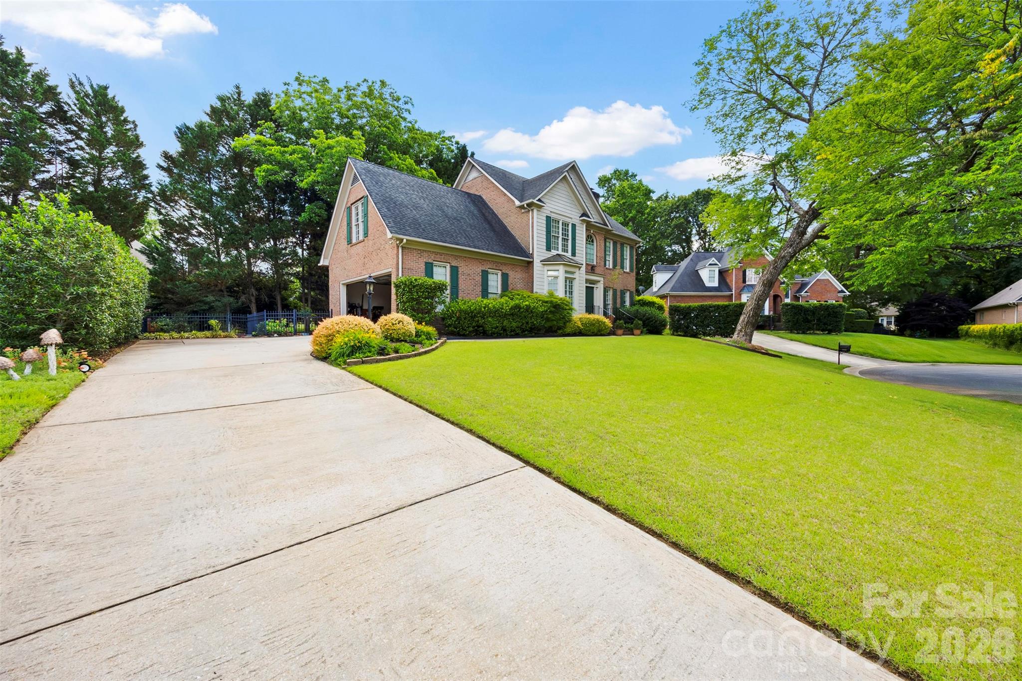 1964 Middleton Place Property Photo 3