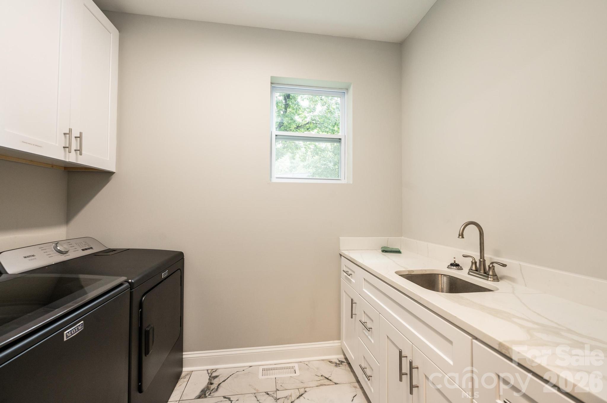 3075 Jamestown Drive Property Photo 12
