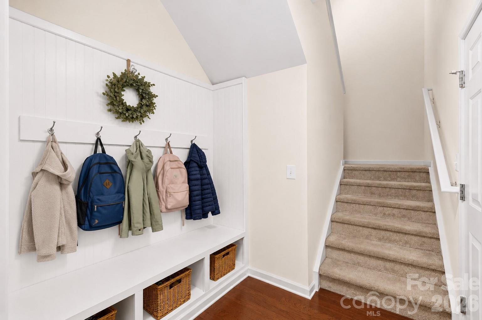 427 Inlet Place Drive Property Photo 8
