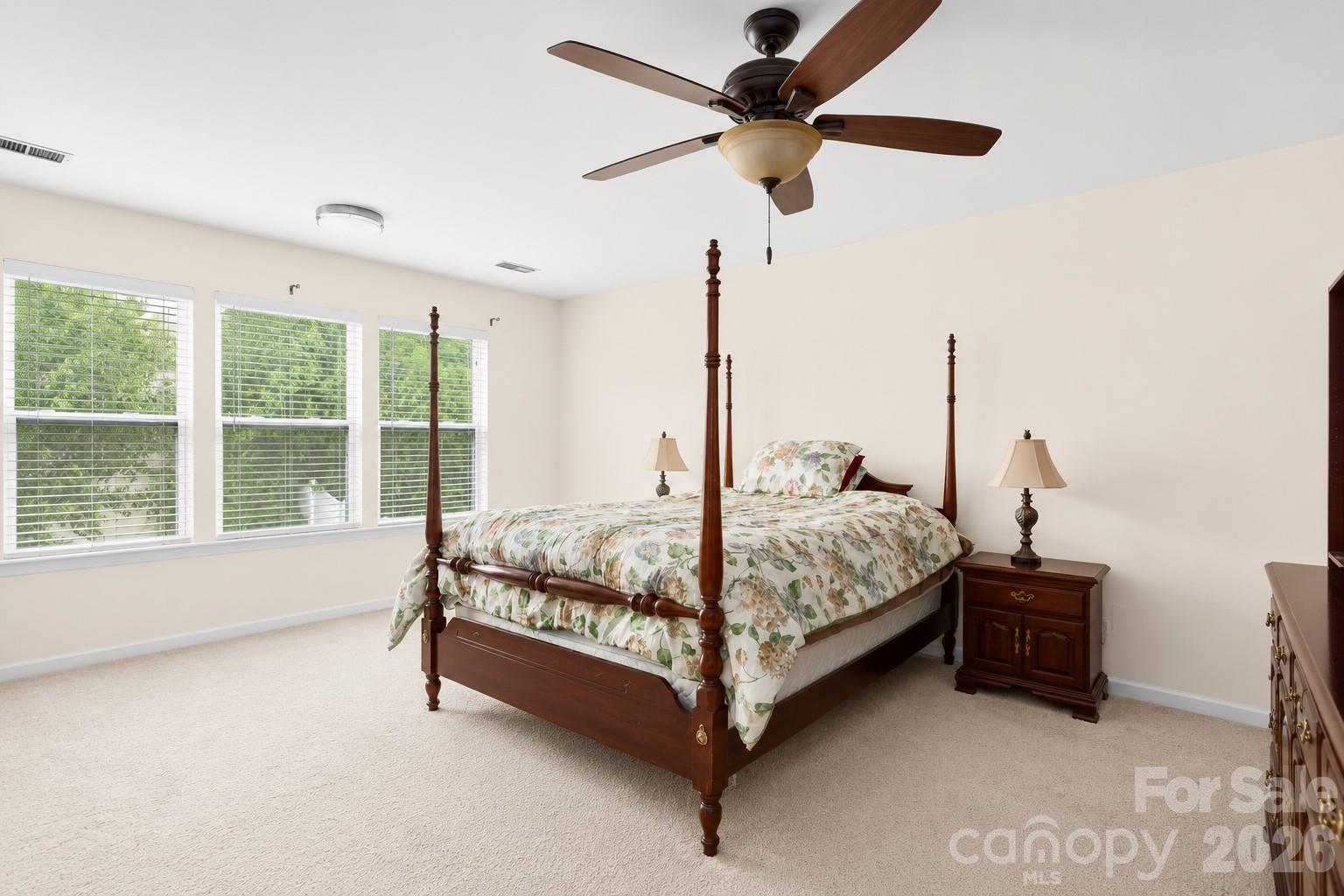 427 Inlet Place Drive Property Photo 12