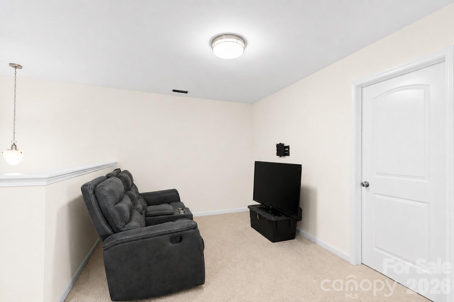427 Inlet Place Drive Property Photo 17