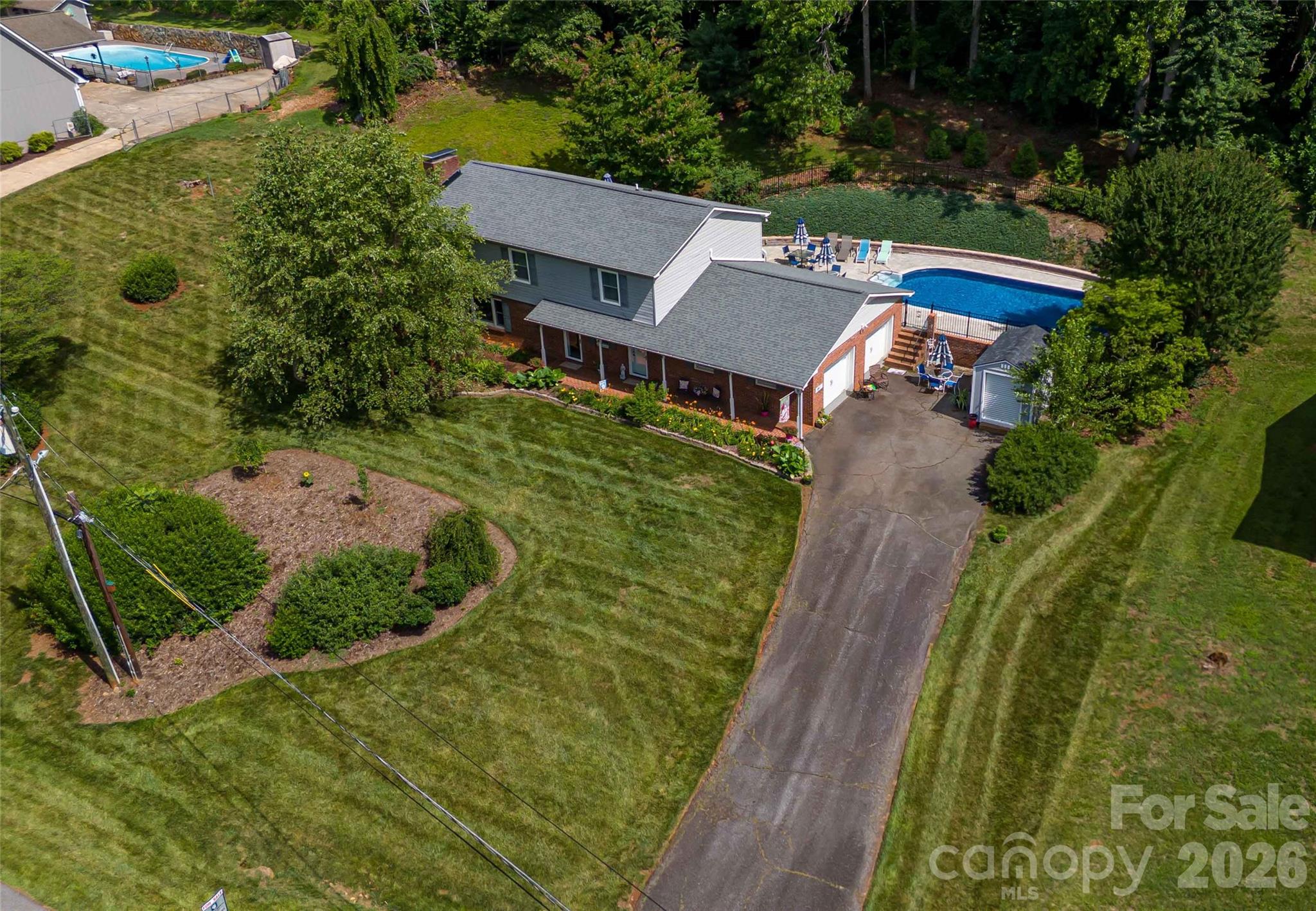 2959 Ramblewoods Drive Property Photo 8