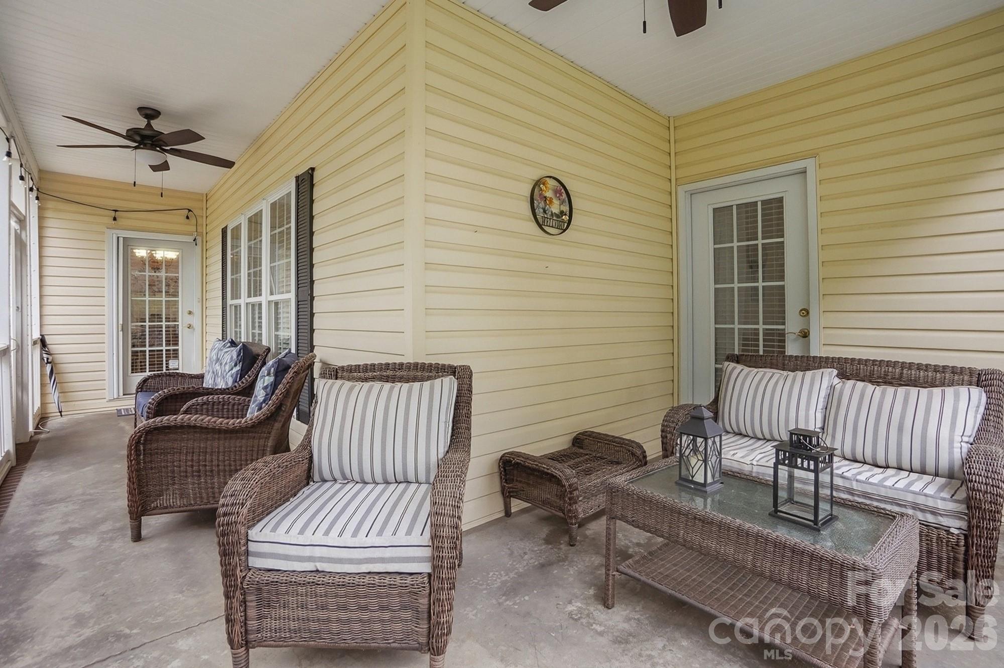258 Glenwood Drive Property Photo 7