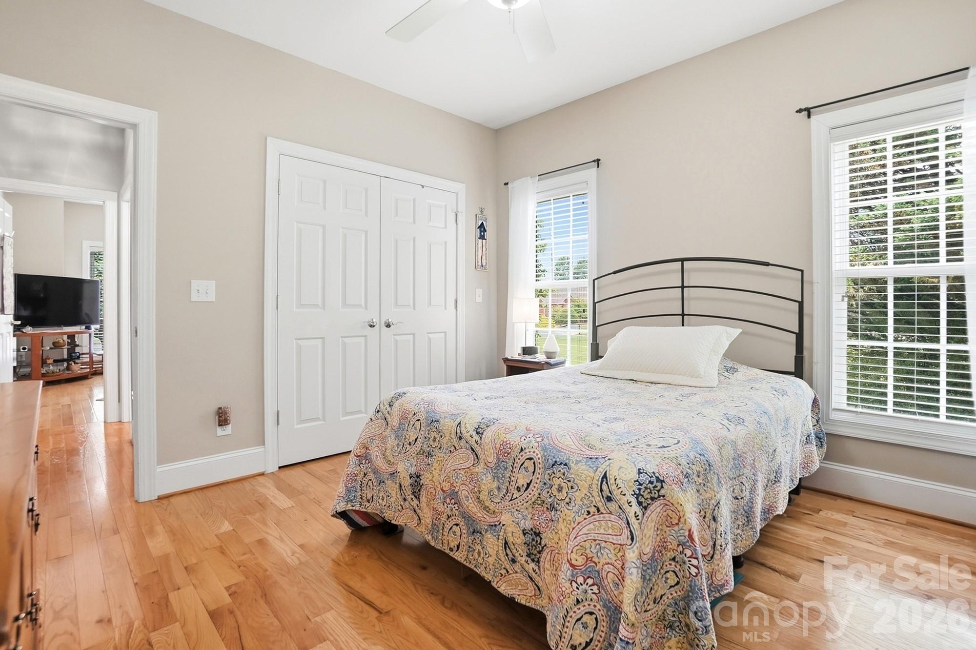 258 Glenwood Drive Property Photo 25