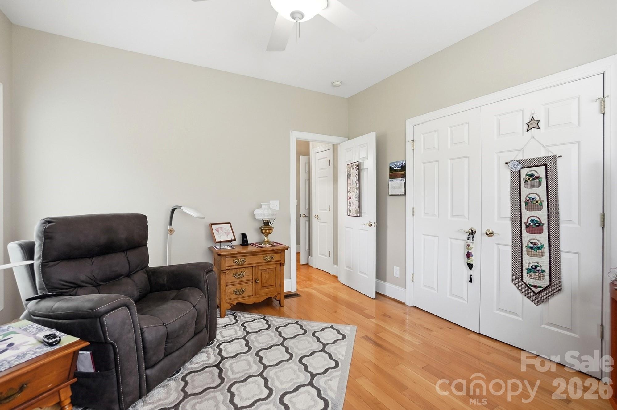 258 Glenwood Drive Property Photo 27