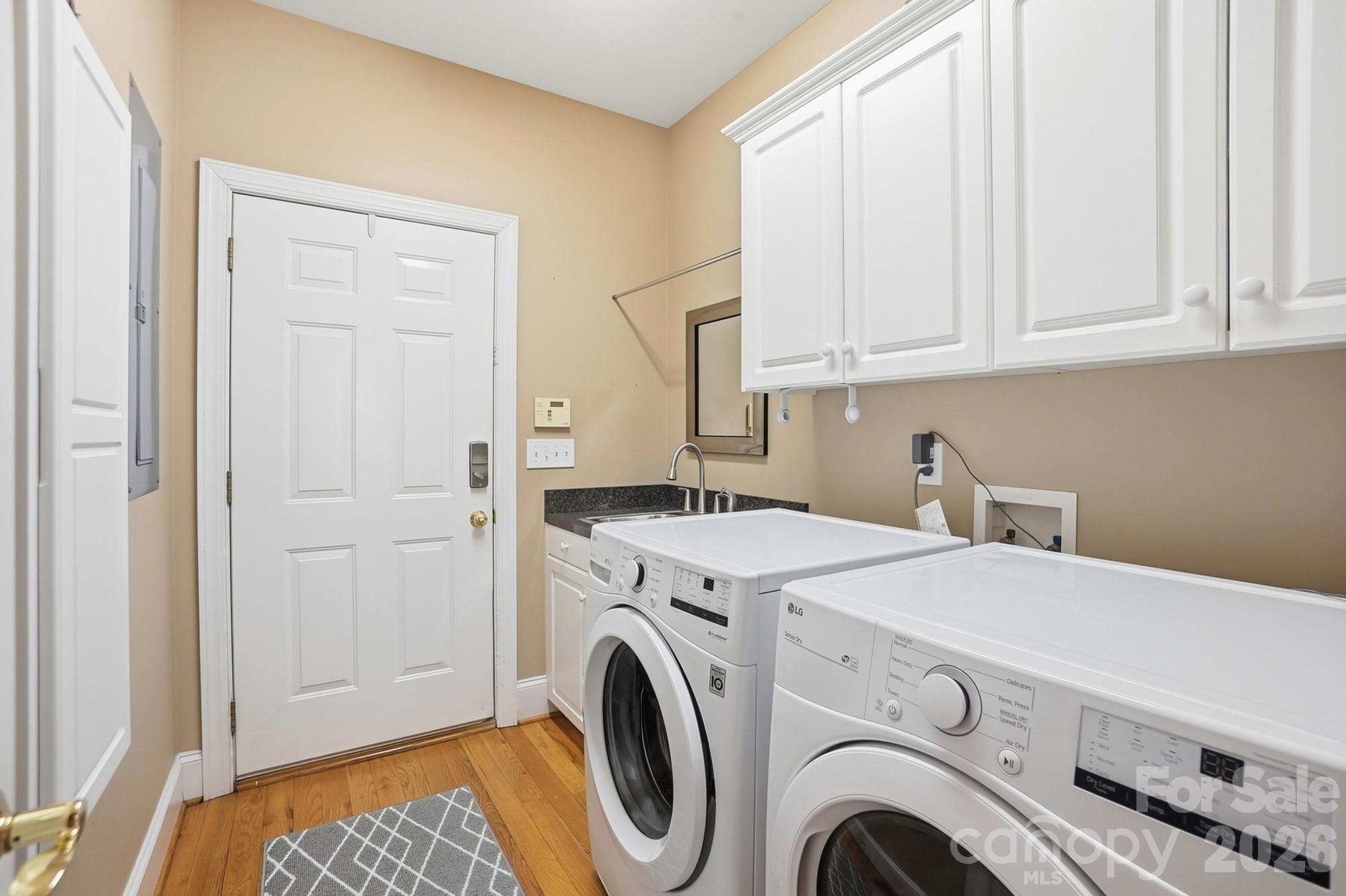 258 Glenwood Drive Property Photo 31