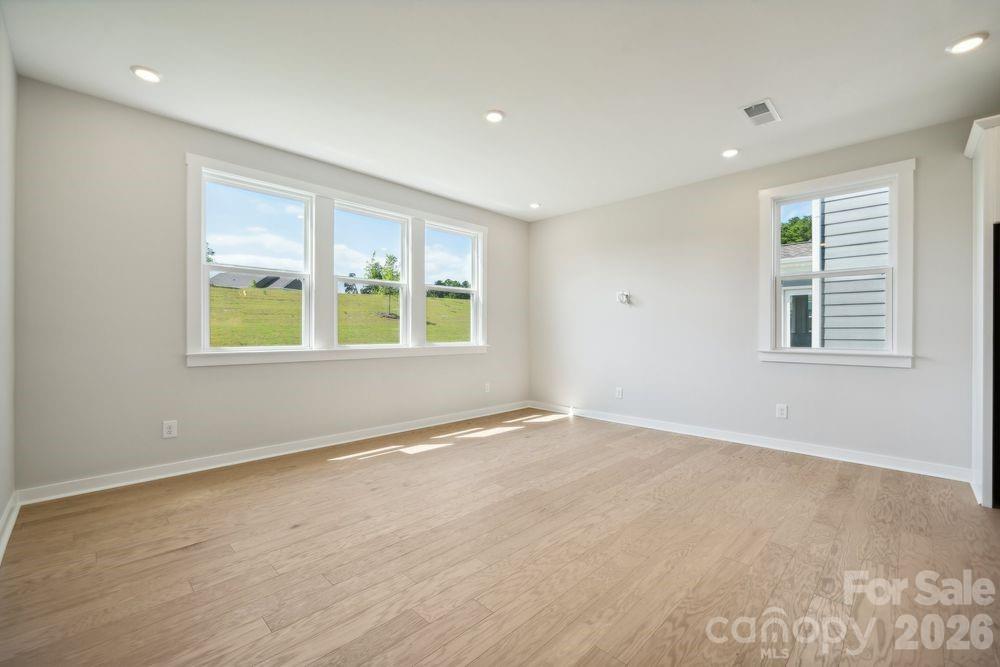 18419 Cove Landing Road Property Photo 3