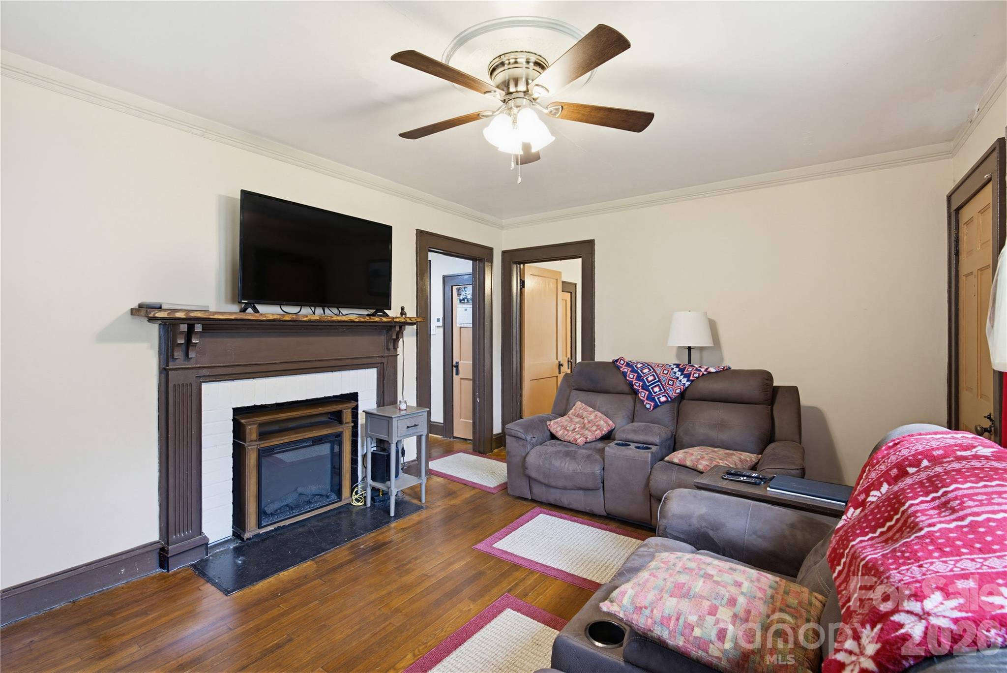 734 Tanglewood Drive Property Photo 10