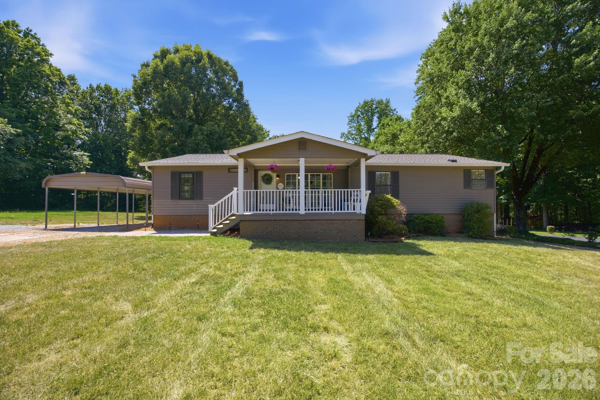4377 Catawba Burris Road Property Photo 5