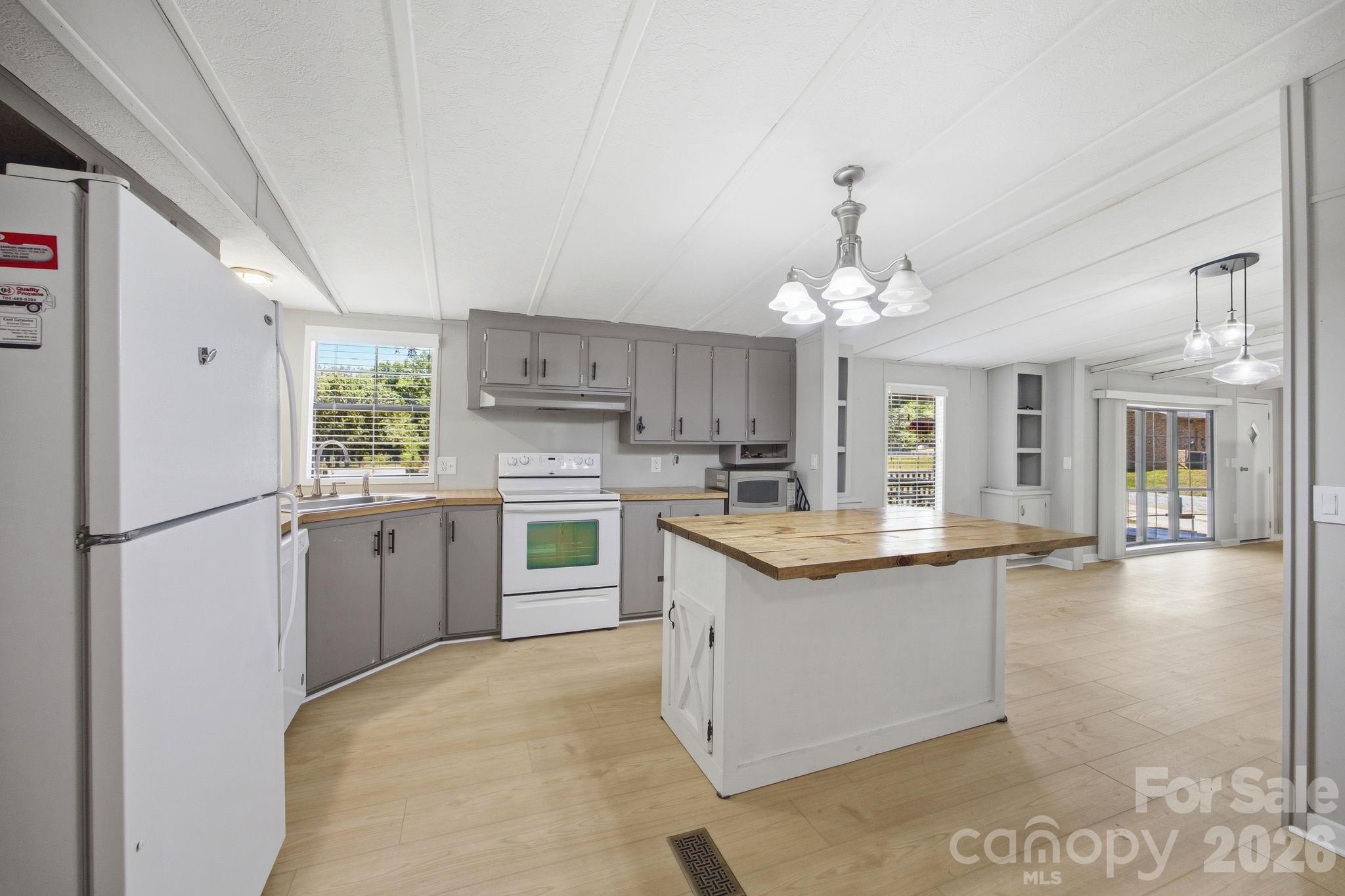 4377 Catawba Burris Road Property Photo 22
