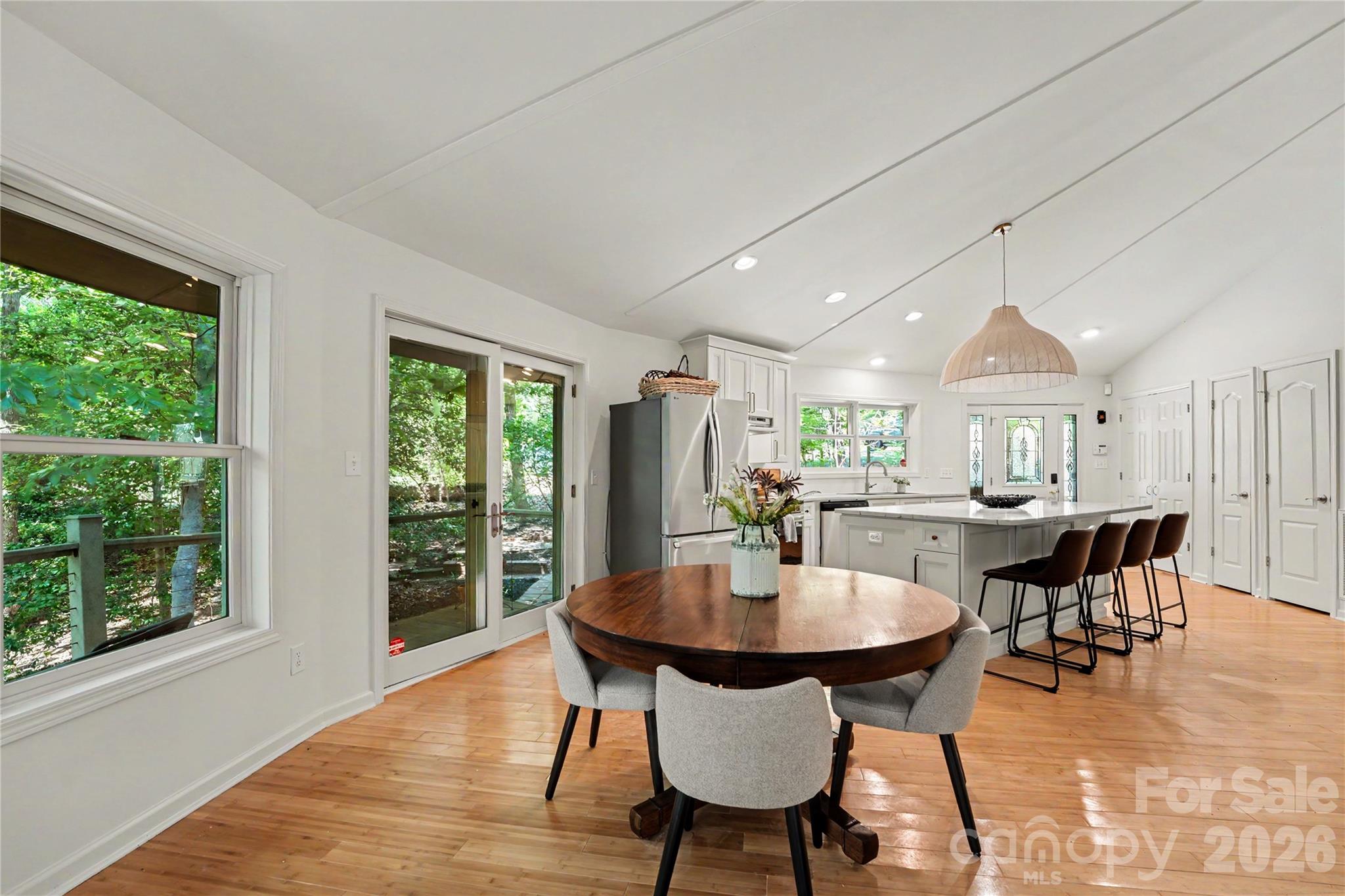 241 Spring Shore Road Property Photo 2